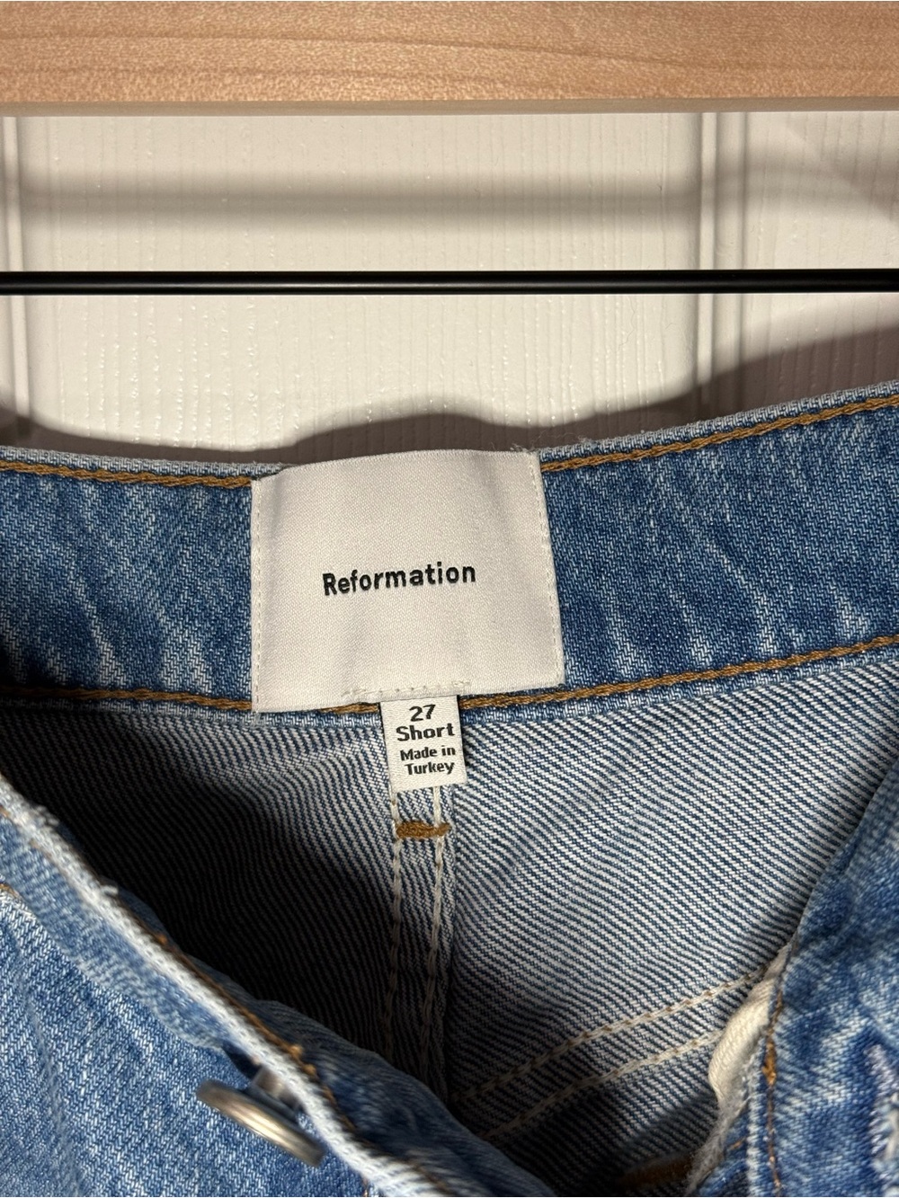 Reformation Cary High Rise Slouchy Wide Leg Short Jeans - Picture 7 of 7